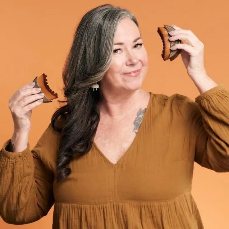 Lymphatic Drainage Face Brush — The Wellness Edit by Cassidy Collective